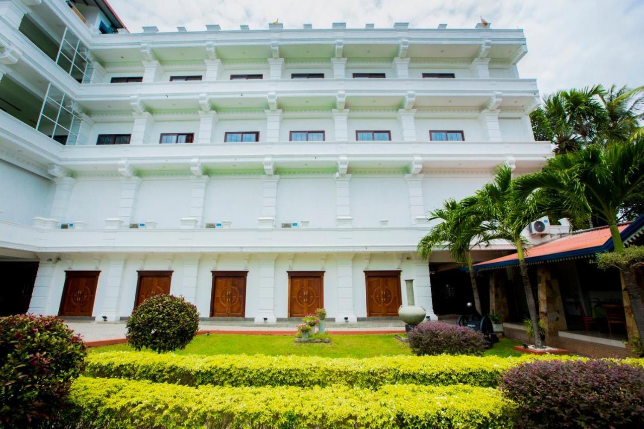 Euro Star Hotel كاتوناياكى المظهر الخارجي الصورة
