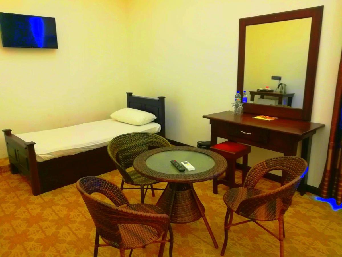 Euro Star Hotel كاتوناياكى المظهر الخارجي الصورة