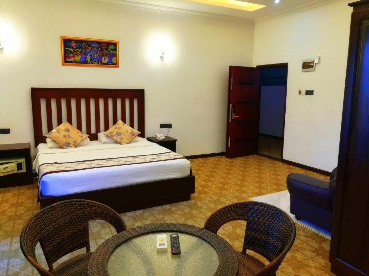 Euro Star Hotel كاتوناياكى المظهر الخارجي الصورة